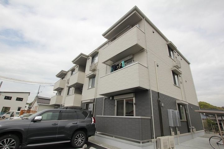 エクイティ神村0301の外観