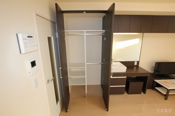 レオネクスト原206の内装