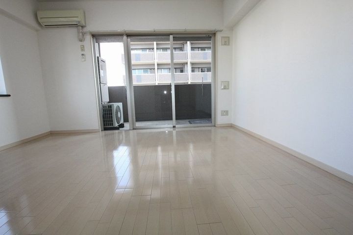 フラットリア笠岡0403の寝室