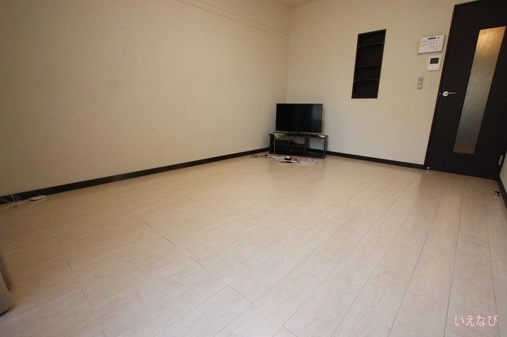 レオネクストエトワール103の居間