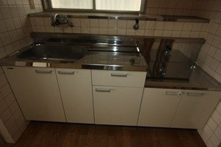レジデンス三吉303のキッチン