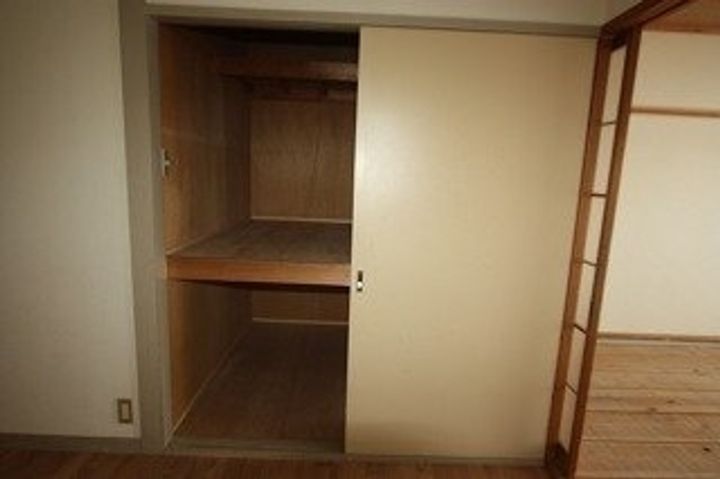 レジデンス三吉303の内装