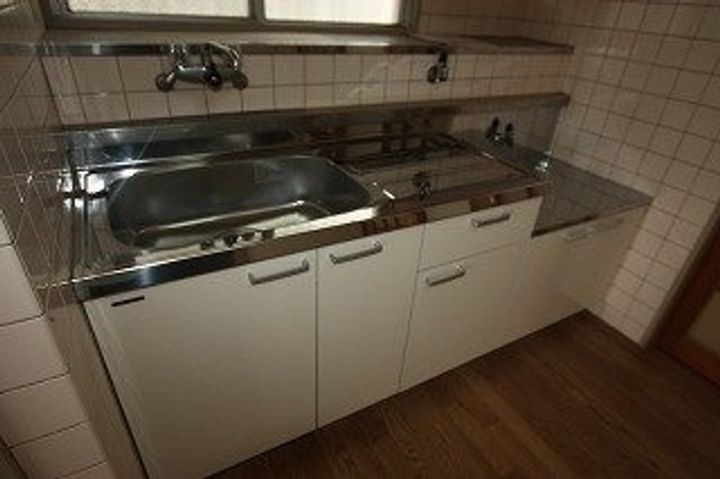 レジデンス三吉303のキッチン