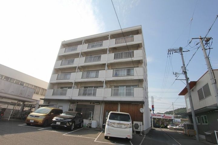 レジデンス三吉303の外観