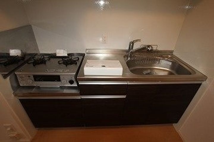 ブルーノ千代田102のキッチン