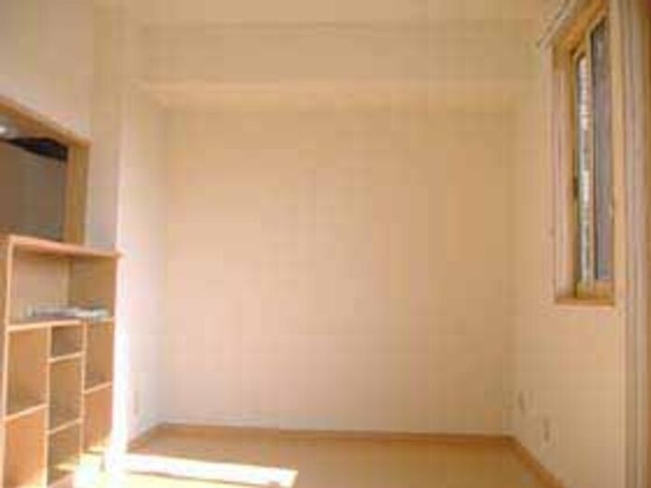 グレイス C棟102の居間