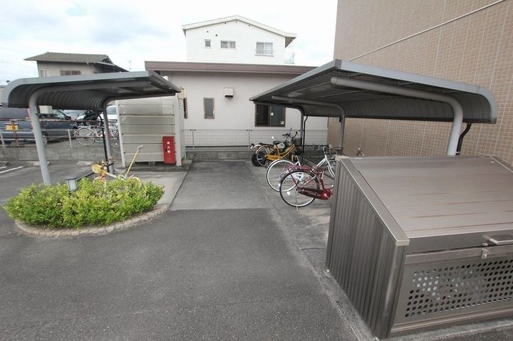 セジュール上野浦 Ⅳ0103の周辺