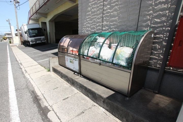 レアンドロス0306の周辺