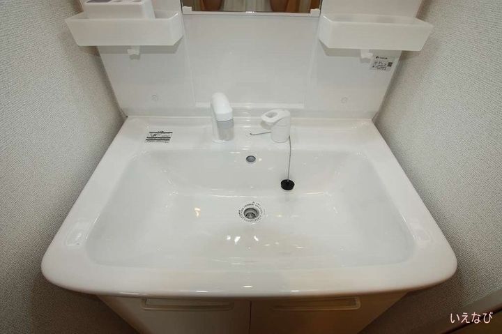 ナカドイロードB0103の内装