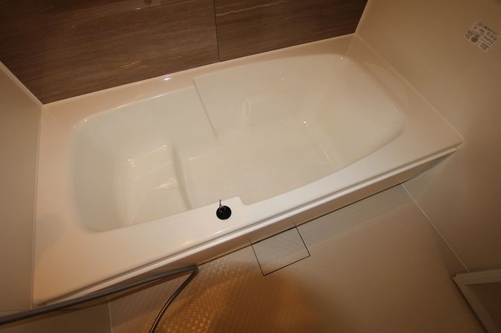 クールメゾン江原0103の風呂