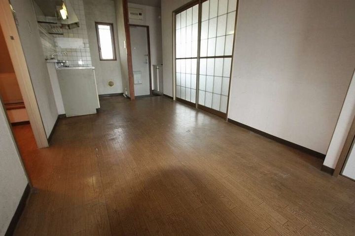 アサヒコーポ202の居間