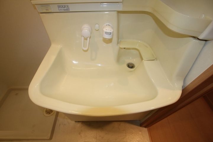 リビングタウン福山東 B棟0105の内装