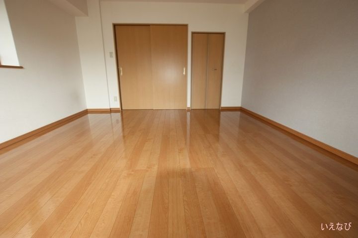 ディープタウンヒルズ0405の居間