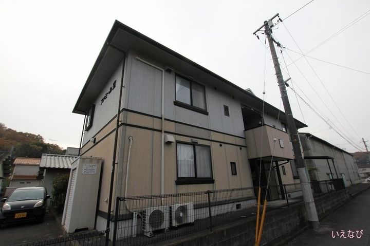 ファミール宝102の外観