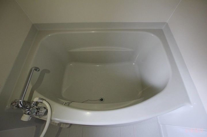 ファミール宝102の風呂