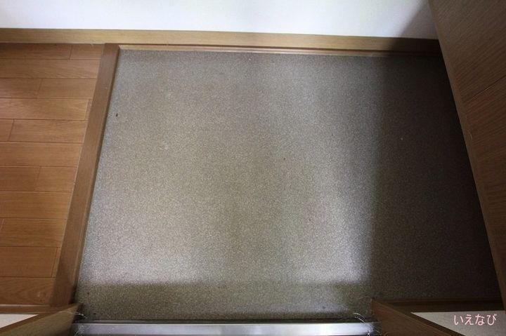 ラポール日吉台A0201の玄関