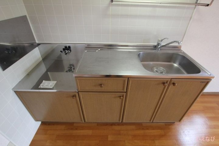 ラポール日吉台A0201のキッチン