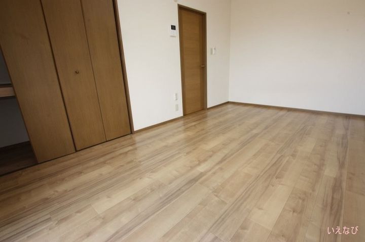 セジュールハゴロモ B棟0203の居間