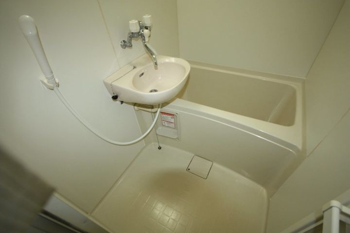 レオパレスコンフォート102の風呂