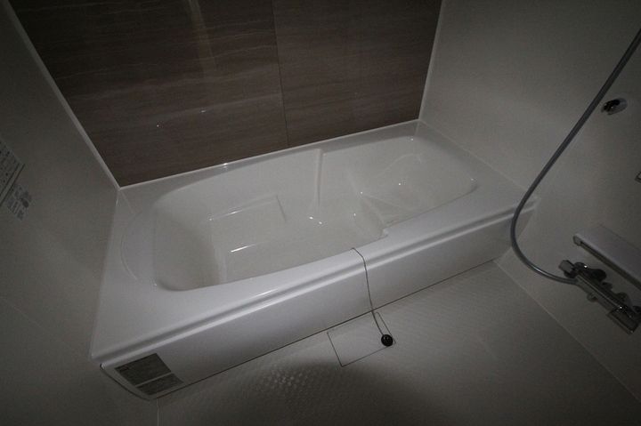 グリーン オレンジA0101の風呂