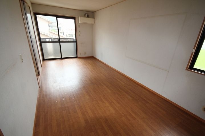 ル・グランⅣ(キャトル)0202の居間