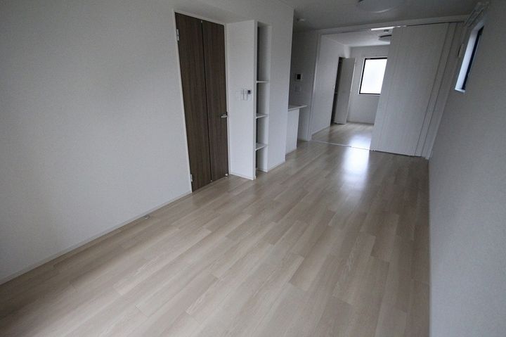 ドウェル ナルシサス0105の居間