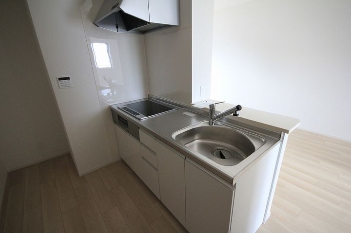 ドウェル ナルシサス0202のキッチン