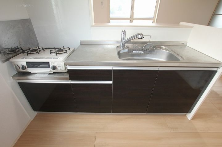 フォレスタ・エイトⅡ205のキッチン