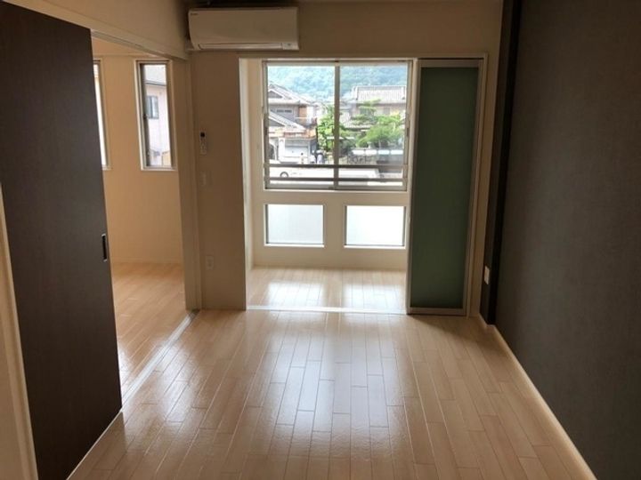 ソラーナ南蔵王202の居間