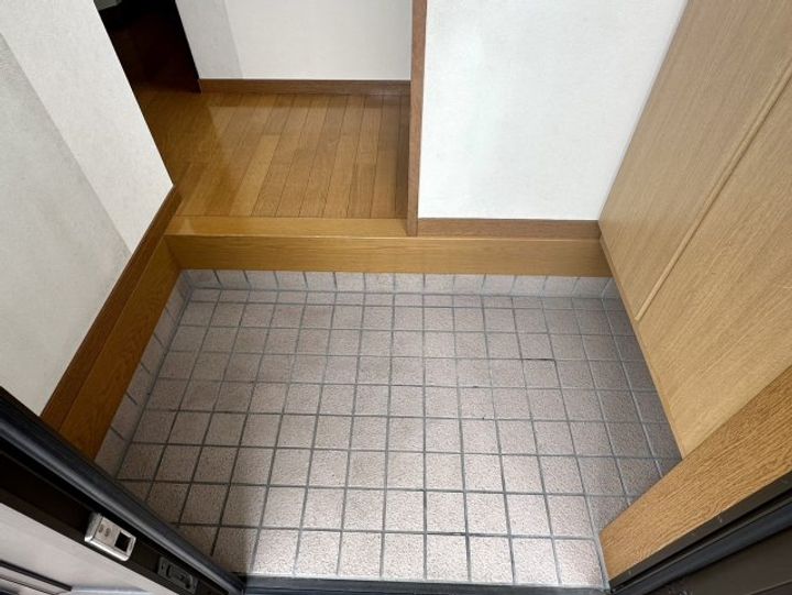 広島県福山市三吉町4丁目10-1(一戸建)の賃貸物件1の玄関