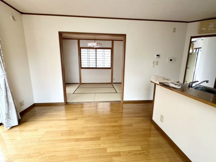 広島県福山市三吉町4丁目10-1(一戸建)の賃貸物件1の居間