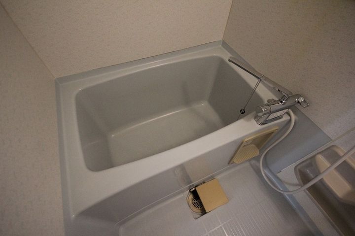 広島県福山市曙町2丁目2-15-4(一戸建)の賃貸物件4の風呂