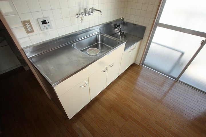 川口東マンション0203のキッチン