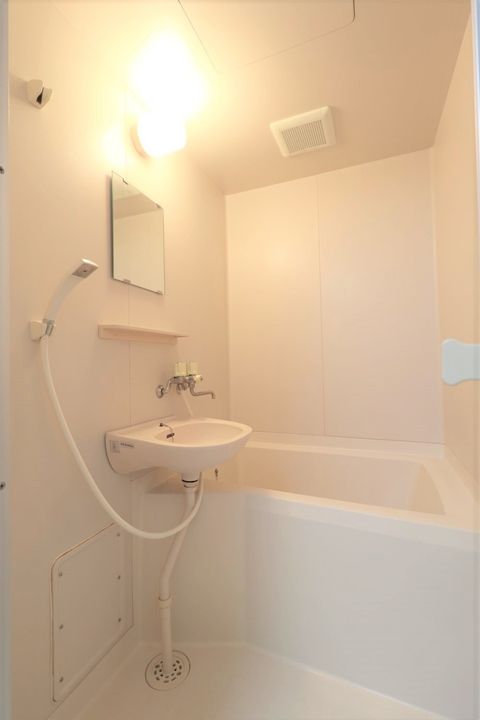 プレステージⅡ 2帖のロフト付 家電付のお部屋 ご入居期間中修理・交換無料2Dの風呂