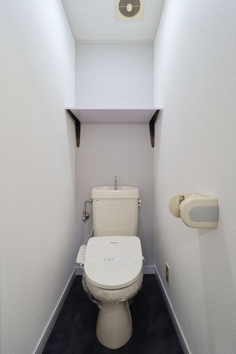 ハイツフレンド太田Ⅱ 防犯TVドアホン 外には防犯カメラがあり安全性も高く好評です111のその他画像