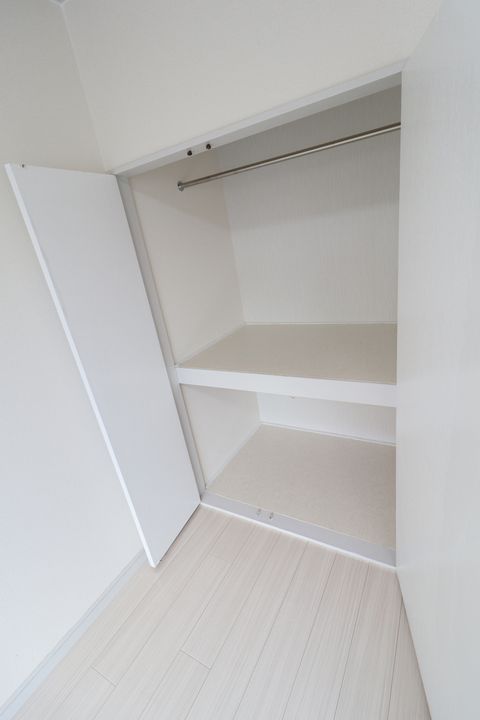 ハイツフレンド太田Ⅱ 防犯TVドアホン 外には防犯カメラがあり安全性も高く好評です111の居間