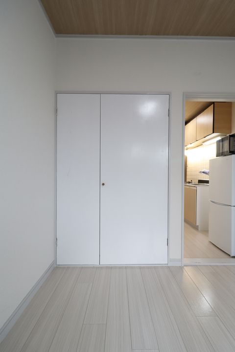 ハイツフレンド太田Ⅱ 防犯TVドアホン 外には防犯カメラがあり安全性も高く好評です111の居間