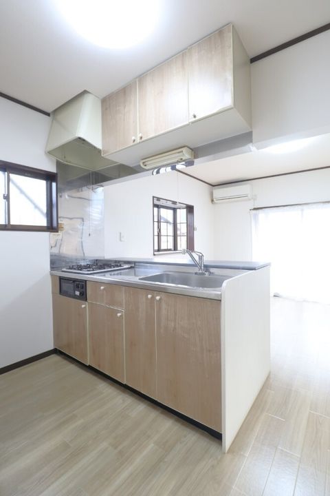 メゾン・ド・ソレイユ高崎中里町 高崎イオンモール車8分 10帖LDK・脱衣洗面がGOOD102のキッチン