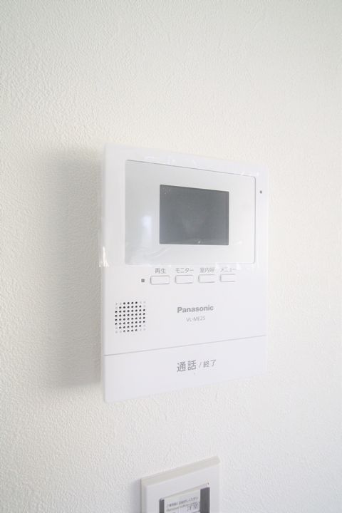 メゾン・ド・ソレイユ高崎中里町 高崎イオンモール車8分 10帖LDK・脱衣洗面がGOOD102の居間