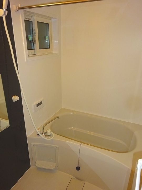 ブレジオ南B102の風呂