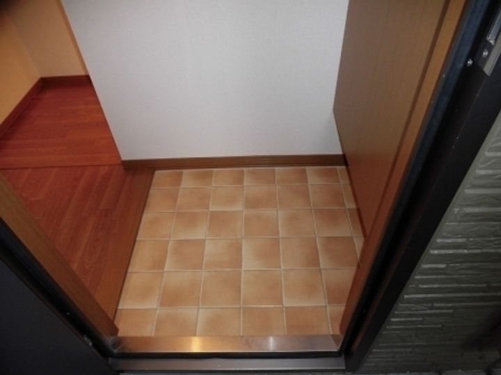 セジュールブリエ101の玄関