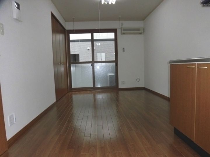 セジュールブリエ101の居間