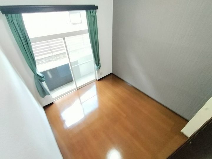 旭ヶ丘レジデンス103の居間