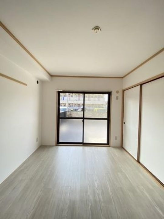 プレシャスライフ101の居間