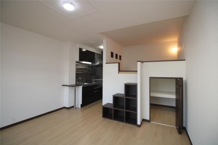 シエロ天神205の居間