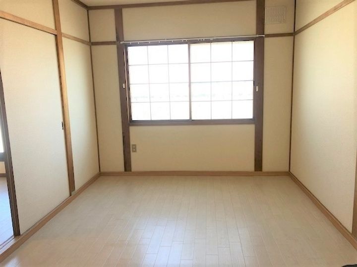 コーポ綾205の寝室