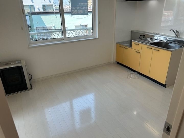 サンエルム澄川303の居間