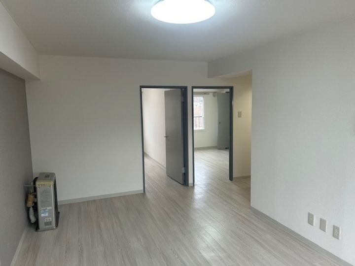 ハイツカマダの内装