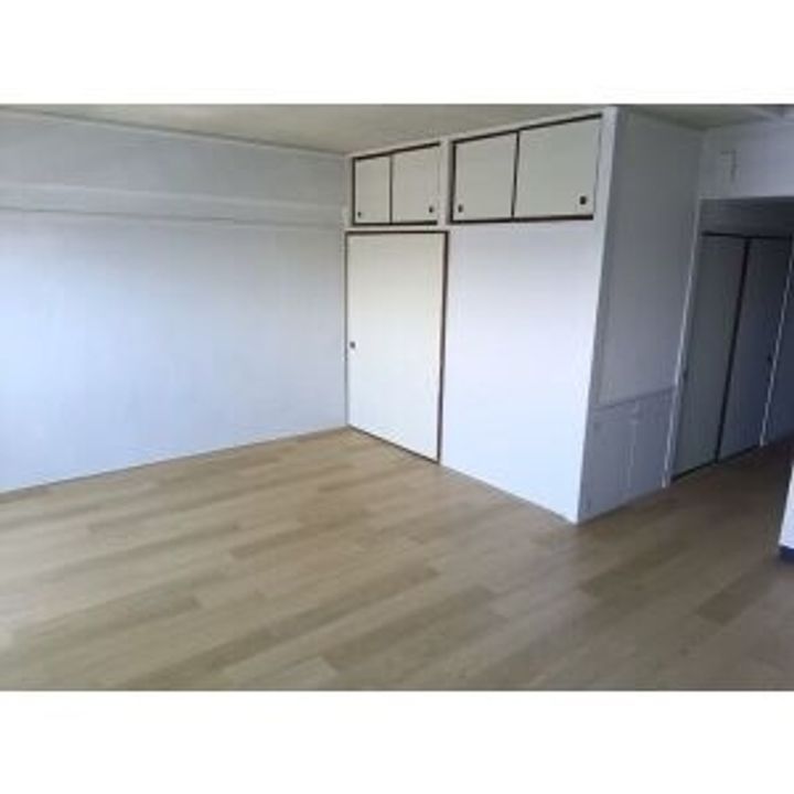松河戸住宅704の居間