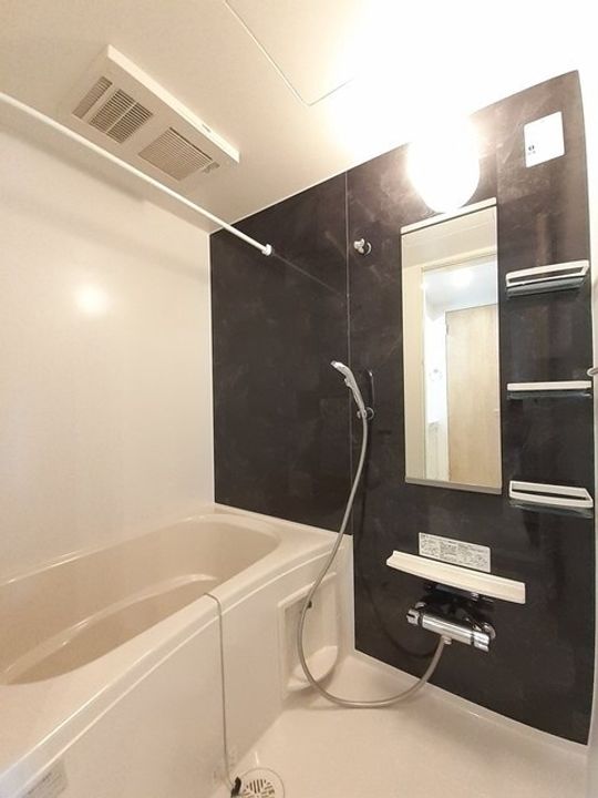 Four Seasons・T101 の内装